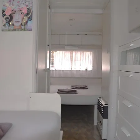 Italia 90 Caravans 营地 多马索